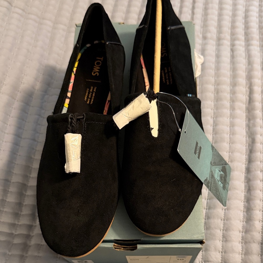 TOMS Black Suede Kelli Slip-Ons - size 10
